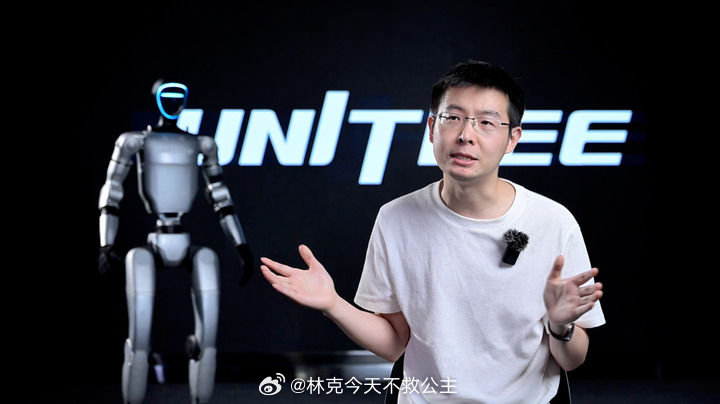 #宇树员工称超100元报销需王兴兴审批# 宇树已回应：很多内容不实，切勿当真。创业公司老板抠成本不是新闻，真正的问题是公司做大以后，老板还在不在亲自管100块钱。早期这种管理叫极致效率，规模起来后可能就叫组织瓶颈。 ​