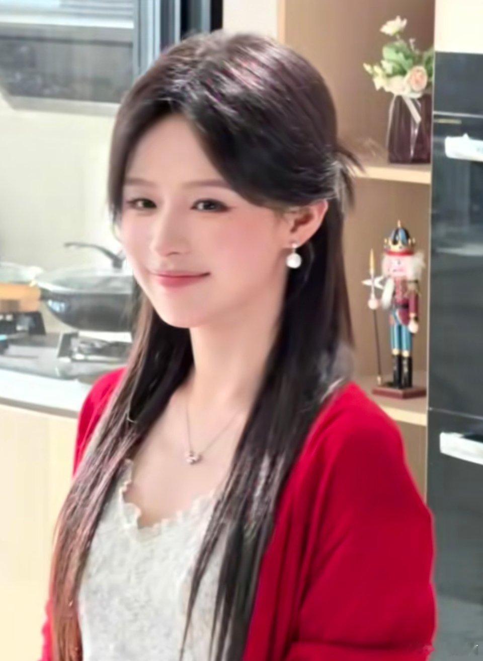 #余茵[超话]# yy#余茵鹿鸣野# yy#余茵0816生日快乐# 
纵使时光更迭流转，我对你的偏爱始终未曾改变。
​