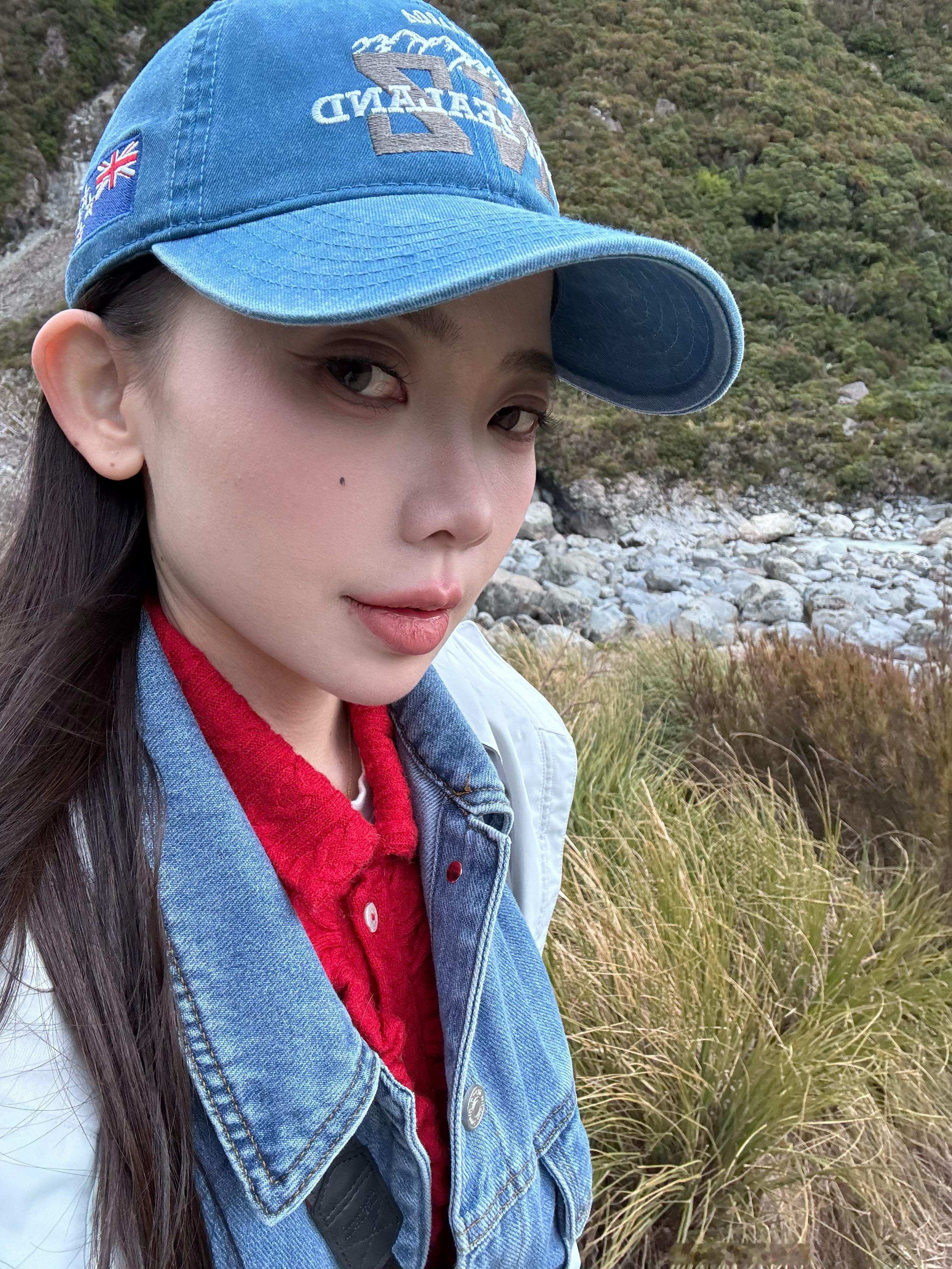库克山徒步十几公里 ​