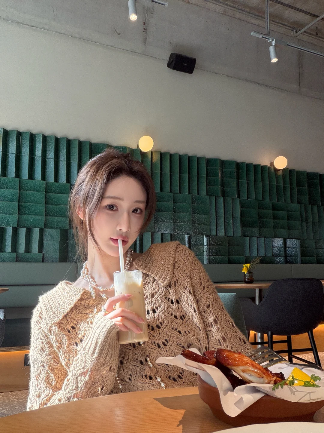 美妙天气fitcheck💭最近好喜欢的一件针织✨