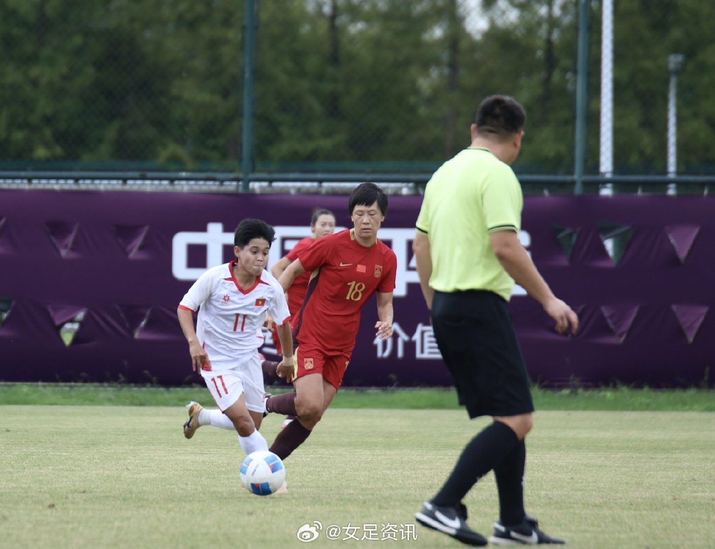 女子足球国际热身赛
中国女足 3-0 越南女足
张睿、张琳艳、乌日古木拉
来源：越南足协官网 、
详情以官方为准 ​