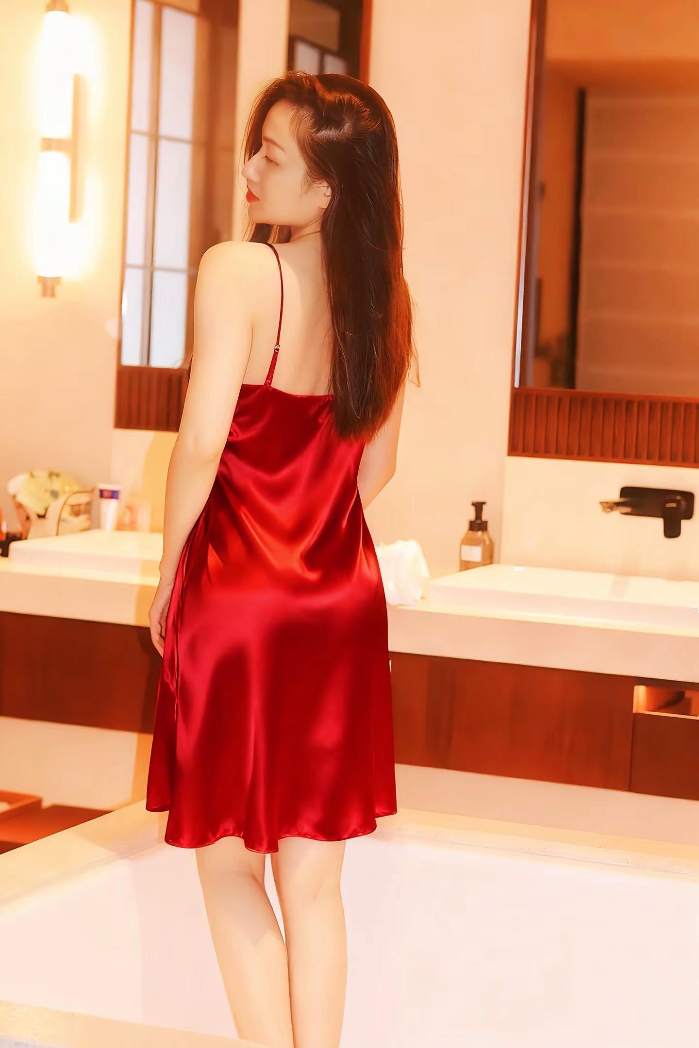 <p>御姐风穿搭 摄影 <!--{img:0}--><!--{img...