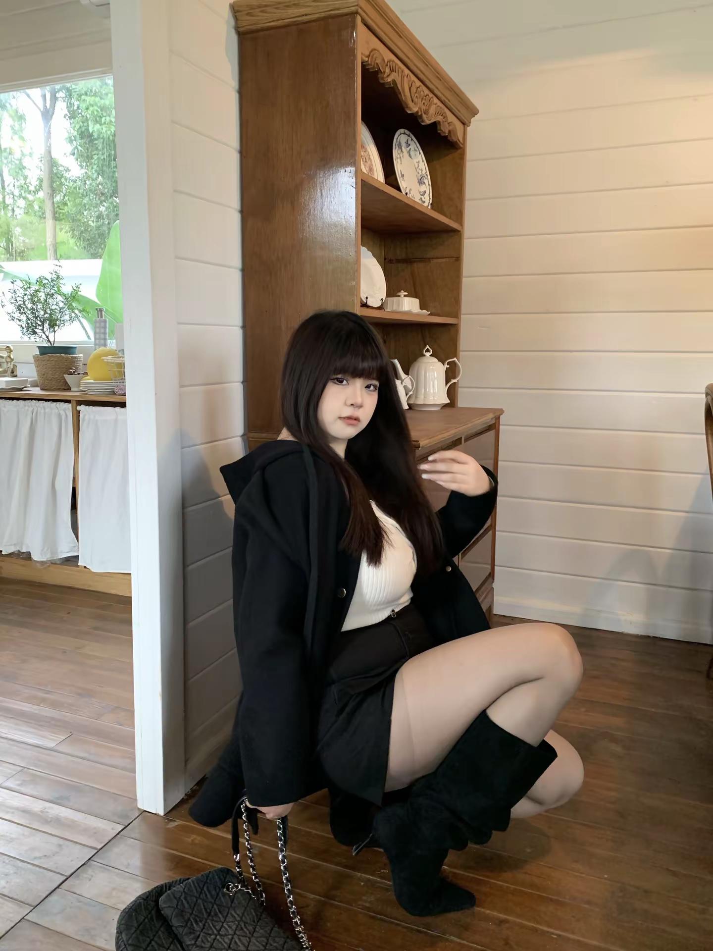 <p>微胖姐系穿搭 <!--{img:0}--><!--{img:1}...