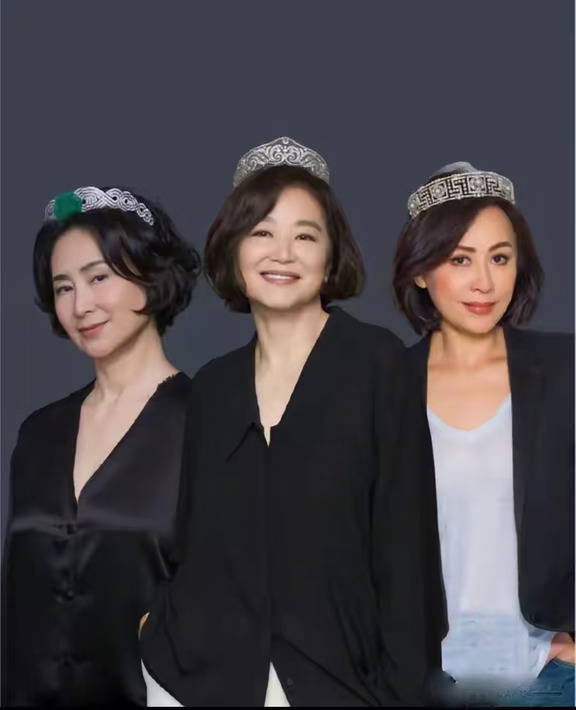卡地亚三美