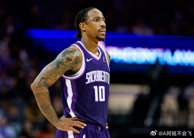 今日，据名记Shams报道，ESPN消息人士透露，六届NBA全明星球员德玛尔·德罗赞已同意加盟丹佛掘金队。

Shams在其文章中谈到了更多情况，在加盟掘金之前，德罗赞和热火、奇才以及鹈鹕都有过对话，最终他选择了掘金。掘金的管理层和教练组最近几周花费了很大力气招募德罗赞，向他展示了他将如何在约基奇和 ​