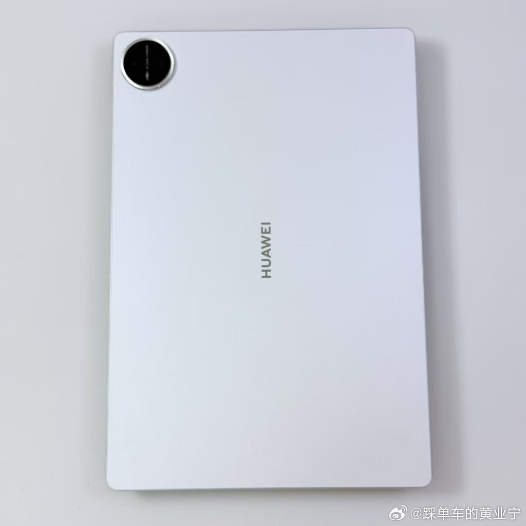25款 华为平板MatePad Pro 13.2寸
12+512G WIFI版 宣白色 外观98新
柔性护眼2.8K 电池99% 好价¥3650  ​