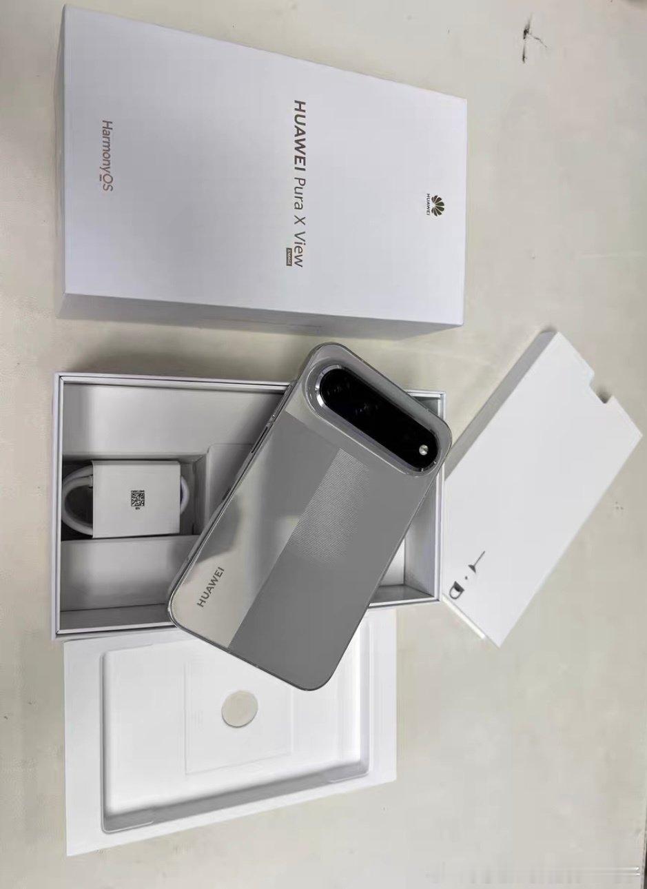#二手手机[超话]#  华为puraxview 12+512 极品准新全套  激活几天  好兄弟自用  六千多点带走  全新缺货状态 ​