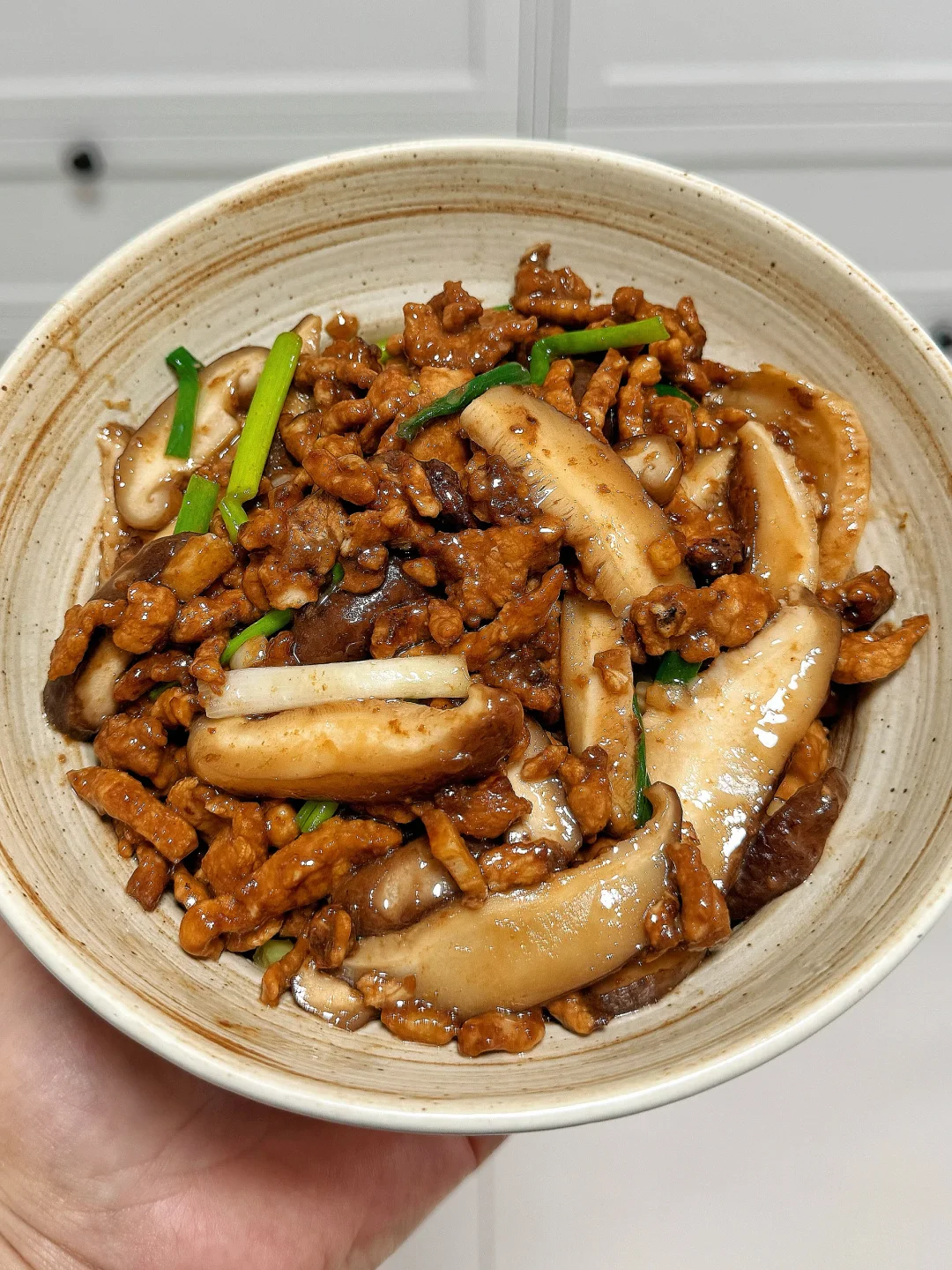 谁懂啊？香菇炒肉丝吃一次爱一次！