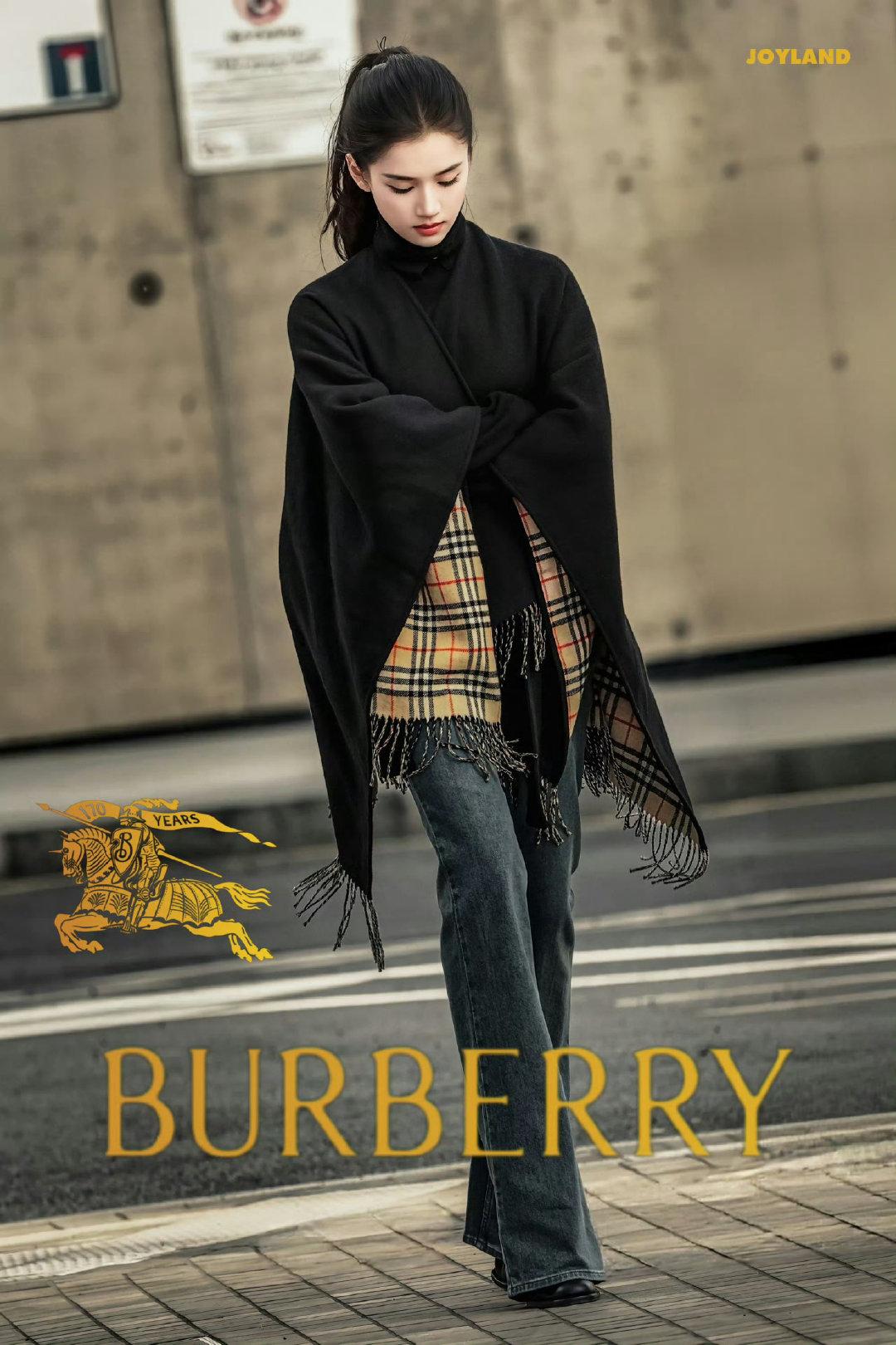 #Burberry伦敦大秀张婧仪#

三百六十度展示女娲灵感大作完美头颅中 ​