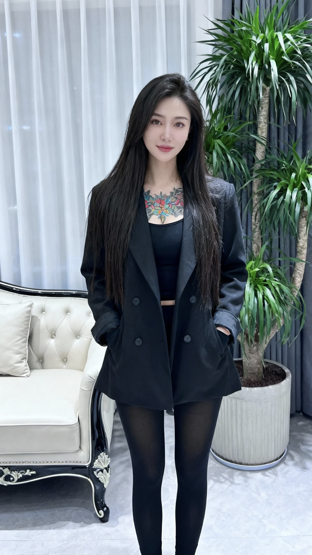 <p>御姐范 大长腿 <!--{img:0}--></p><img s...