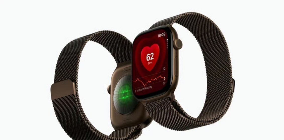 #Apple Watch S12上手体验#
其实普通人买基础款就行，价格也没怎么涨，最大提升除了芯片以外，也就全新健康感测系统和那个单日评分。 ​