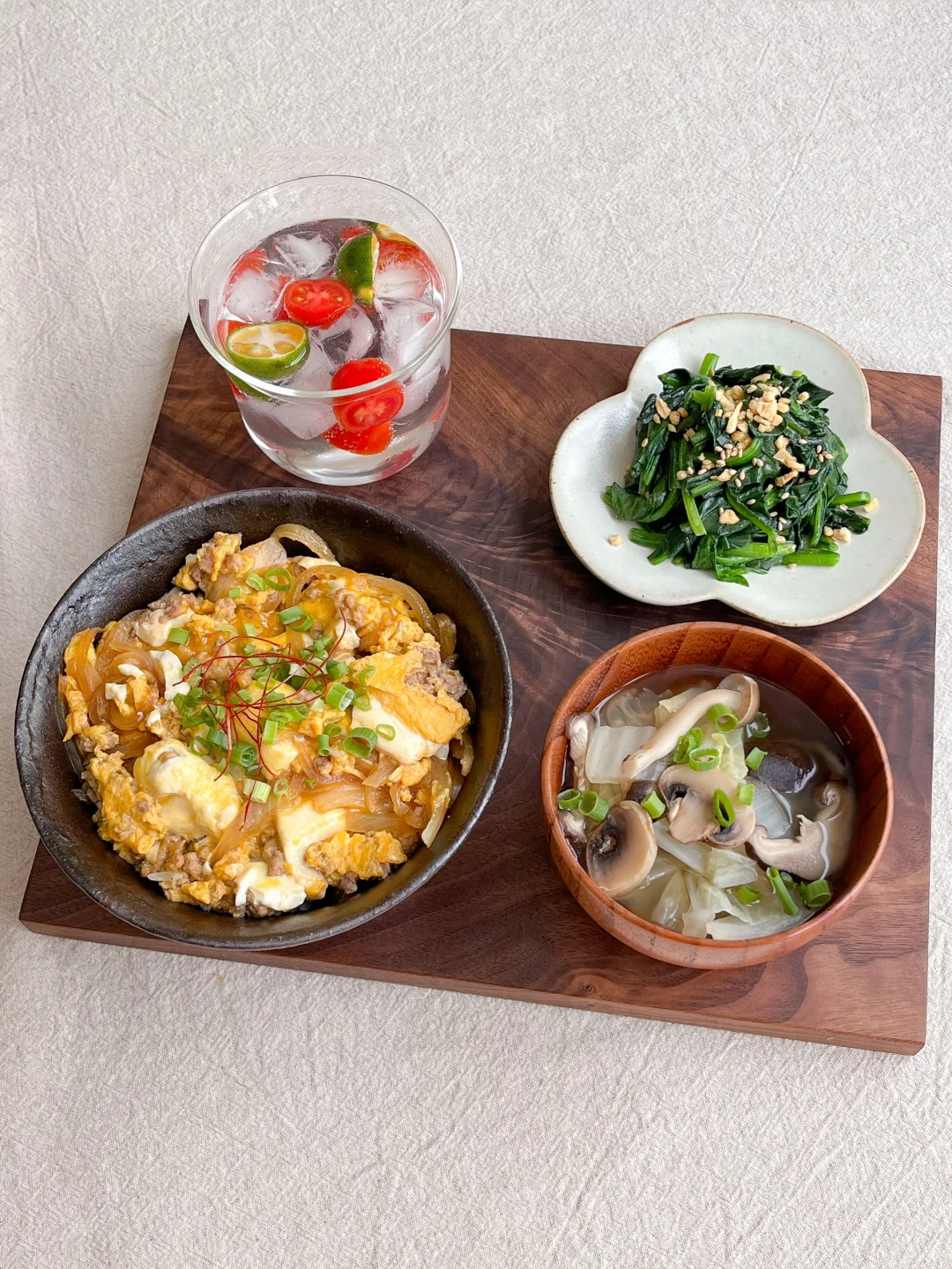 小厨房里的快乐 在家做饭也太治愈了