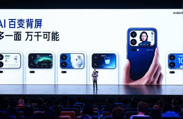 小米18 Pro发布，5999元起，卢伟冰却劝你现在就买
9月23日晚上7点，北京。小米18 Pro系列发布，起售价5999元。发布会一结束，小米总裁卢伟冰说了句让全场安静的话：内存已经涨了一年半，行业普遍预测2027年还会涨，想换机，别等。
这次只发两款：小米18 Pro 5999元起，国补到手5
