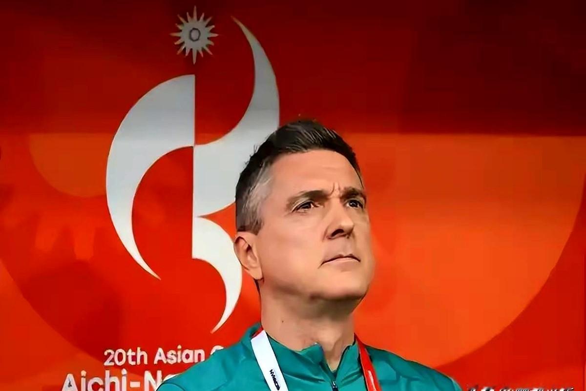 奥东尼奥大概率要接着带U21国奥队了。

成绩摆在那，继续带队也算顺理成章。新一届队伍里，王钰栋依然是核心。像彭啸、毛伟杰、杨希、蒯纪闻这几个在U23被重用过的适龄球员，基本都会在阵中。

不过门将位置得换人。

原来的主力门将李昊超龄了，接替他的有望是重庆铜梁龙的主力姚浩洋。另外，07和08年龄段