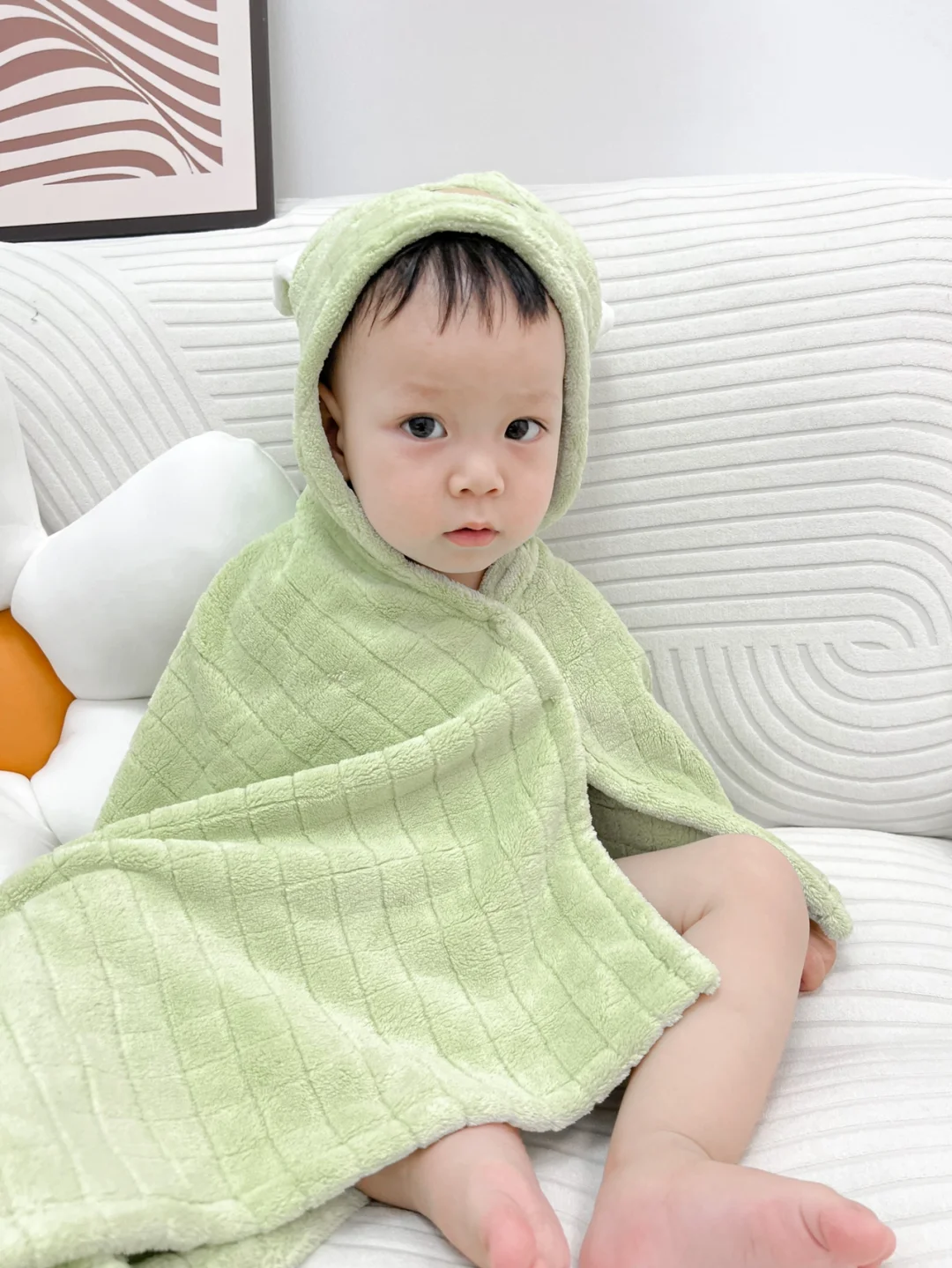 哇～抓到一只 爱“臭美”的浴巾宝宝🤭