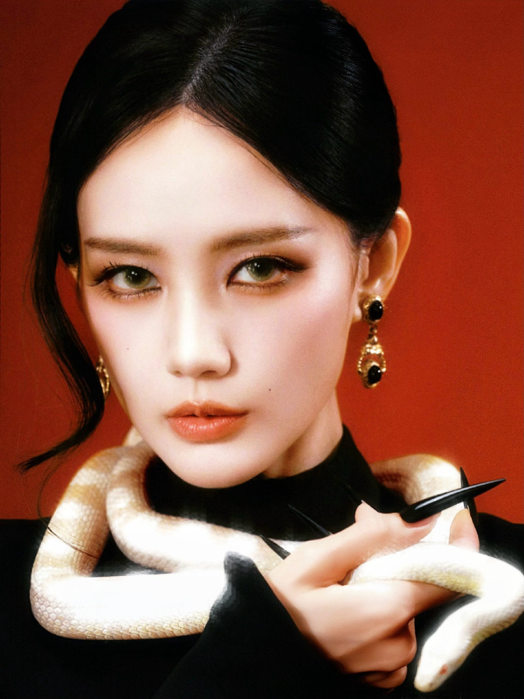 🐍 李一桐

近期看过的最有sense的出发图💧
#李一桐脖子盘蛇# ​