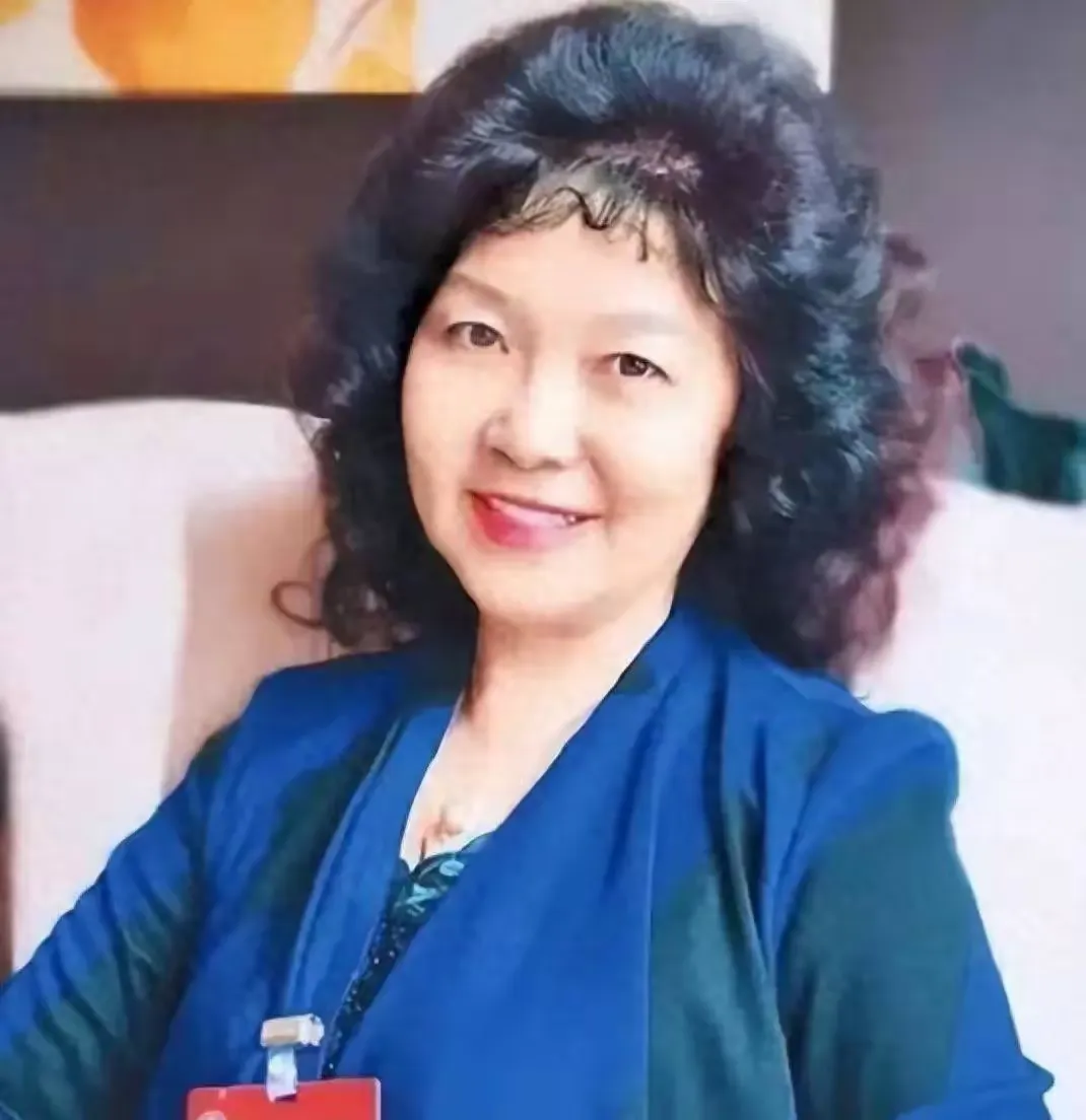 判了！91亿巨额罚单加无期，风光一时的疫苗女王彻底落幕

你敢相信吗？曾经叱咤行业、手握百亿企业的“疫苗女王”，拿守护生命的疫苗换取巨额财富，最终落得无期徒刑的结局。

2026年9月，吉林高院二审直接驳回上诉，维持原判，这场牵动无数家庭的大案终于尘埃落定。

拿救命疫苗牟利的人，究竟是怎么一步步坠