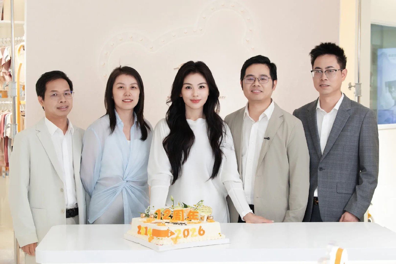 好温婉～好优雅～好漂亮#刘涛#贝肽斯合照 ​