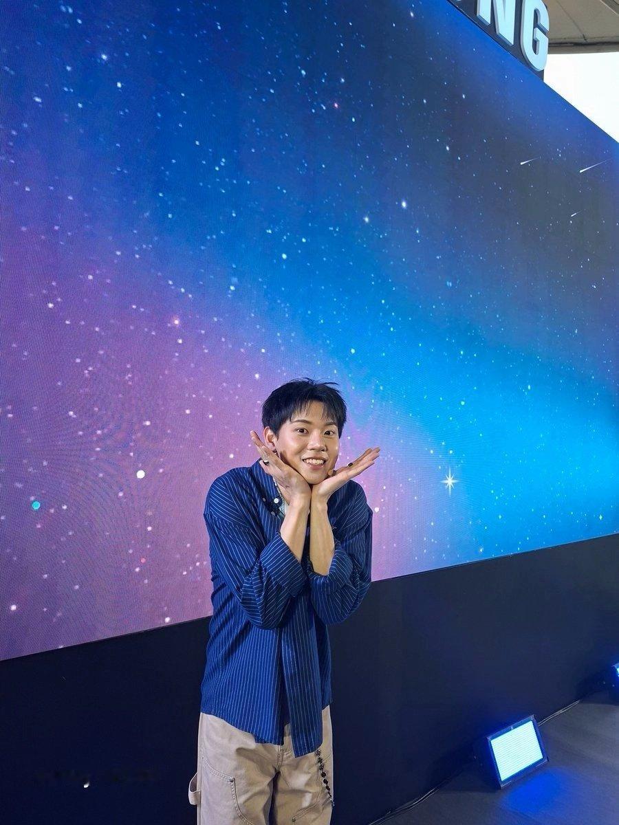 #YinAnan[超话]# 
20260823 三星pic1️⃣
可爱的嘛[送花花][送花花][送花花]
​