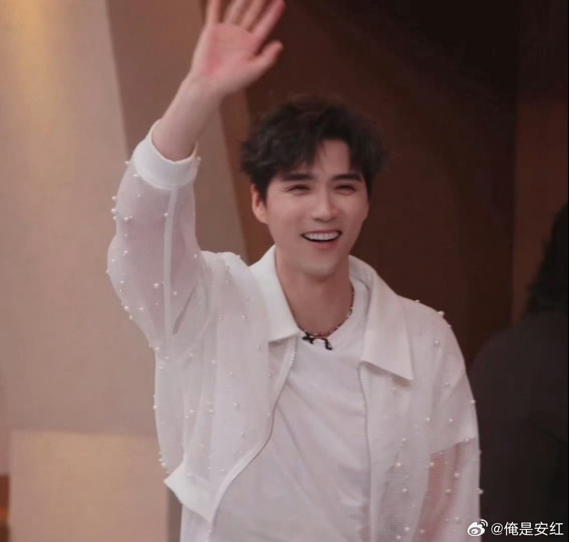 #阿云嘎[超话]##阿云嘎披荆斩棘2026# [心]#阿云嘎张睿满江唱同花顺# 神射手阿老师，期待(✧◡✧)新舞台！[打call][打call][打call][打call][打call][打call] ​