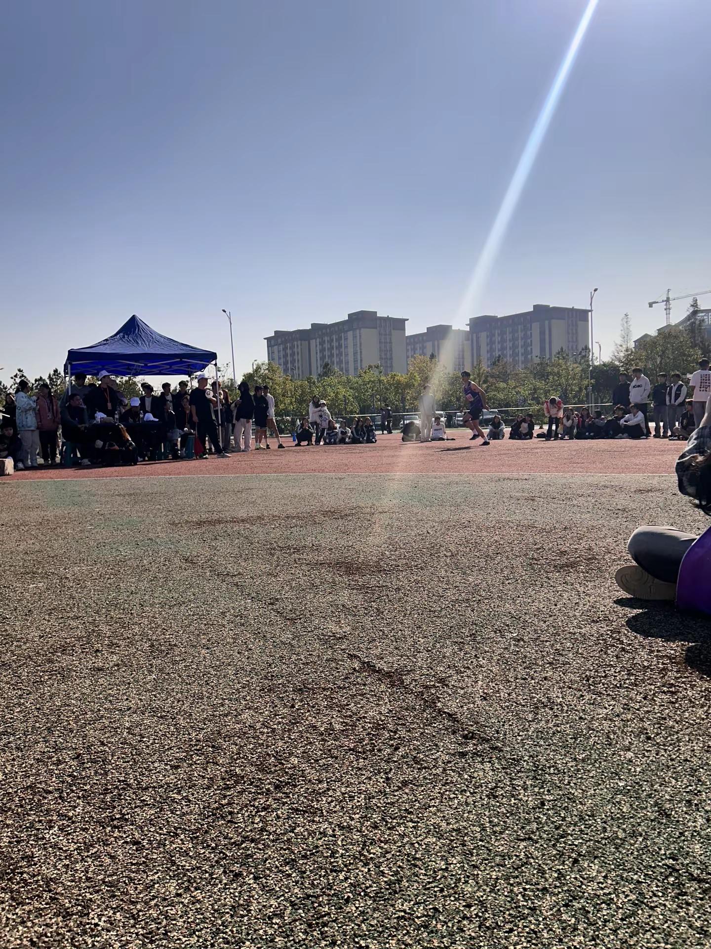 虽然但是学妹叫学姐的时候还是很爽的🥹😌