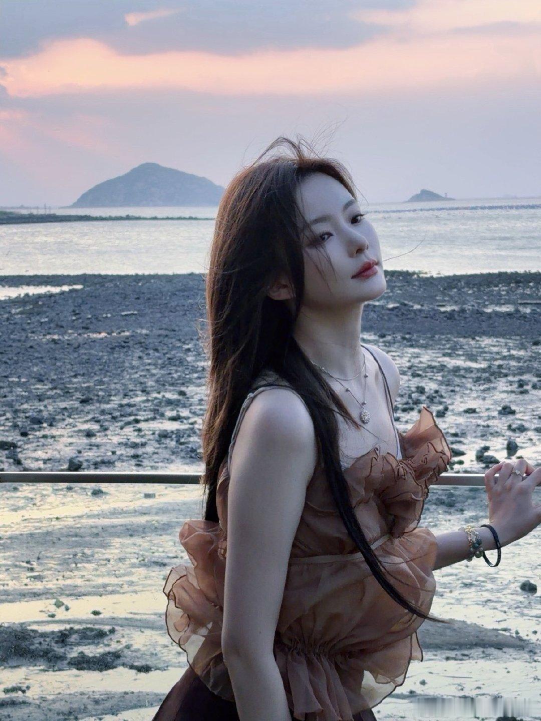 🌥等待太阳下一次升起
#听谁在唱歌2# ​（​