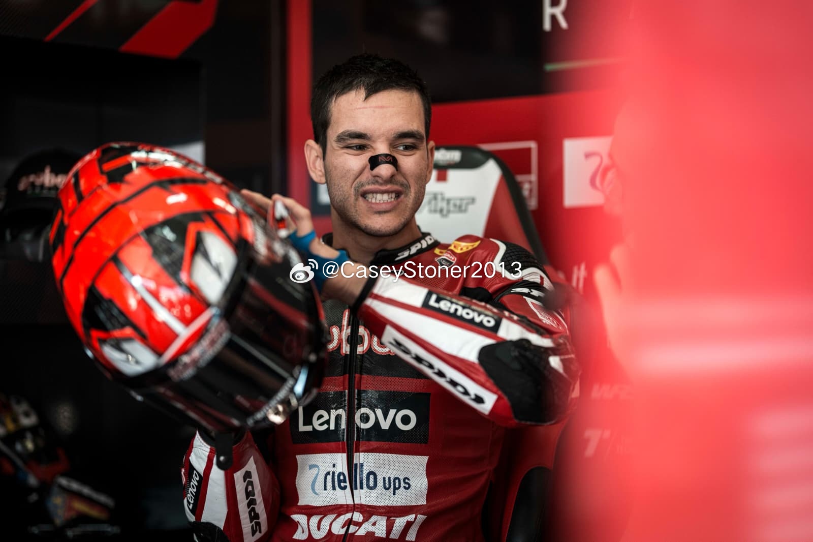 Iker Lecuona：“Franco Morbidelli？对他来说，适应杜卡迪会比我当时更容易。”

“弗兰克的骑行风格本就接近 Panigale，我坚信他在 Superbike 能很快跑出速度。击败他是我的目标”

———

“今天早上刚上场时，我对赛车的沟通感非常糟糕。我没法按照自己想要的方式去骑，整个人非常紧张，甚至在车 ​