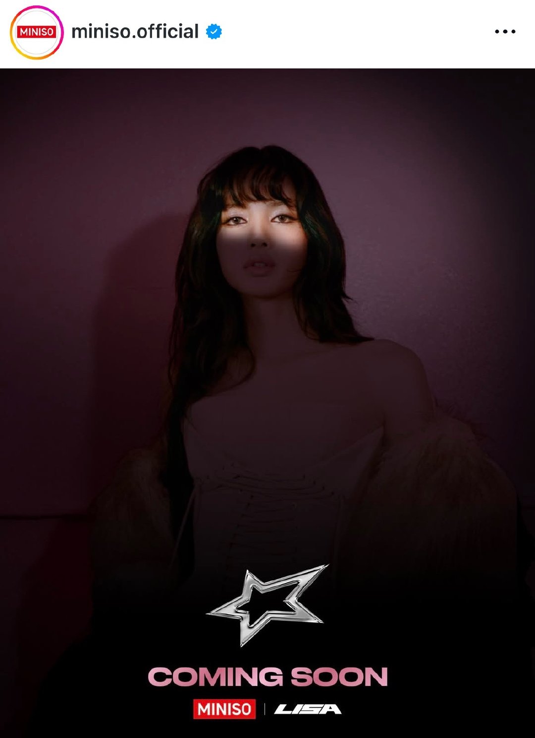#lisa名创优品联名# IP是索尼旗下的CoR给授权，即索尼旗下专门用于艺人IP商业化的部门，而非Lisa的个人公司lloud。有什么不爽的，跟你们最爱挂嘴边的资本说去[偷笑] ​
