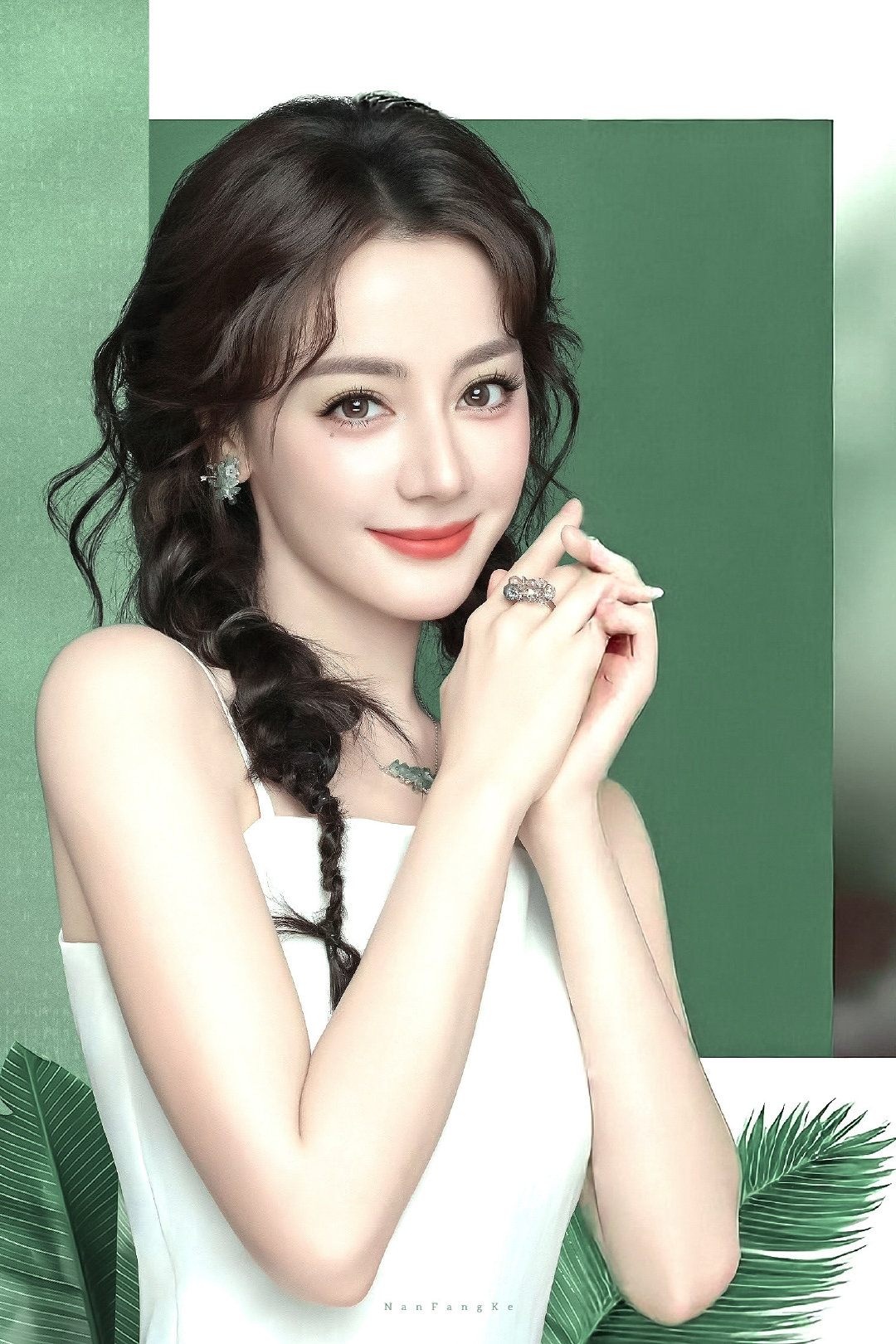 #迪丽热巴自然好状态#麻花辫太仙女了姐姐呀！ ​