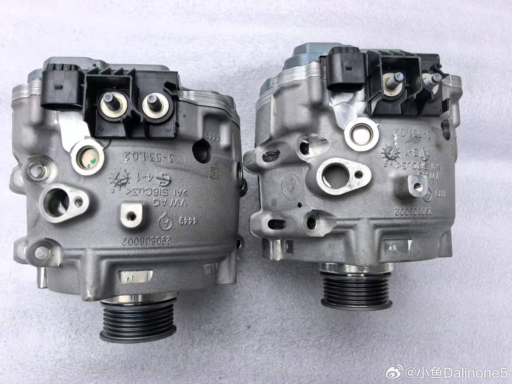 这批适配奥迪A8/Q7/Q8，壳体290808002清晰可见，VW AG标识齐全。
✅ 成色：金属壳体很新，无明显使用痕迹，插头针脚完好（看图说话）
✅ 货型：原装拆车与翻新件均有，按预算和需求配
✅ 测试：支持测试平台查验，功能正常再发运
✅ 物流：北京可自提，外地发货运费到付，适合外贸/批发/零售
拿这种件 ​