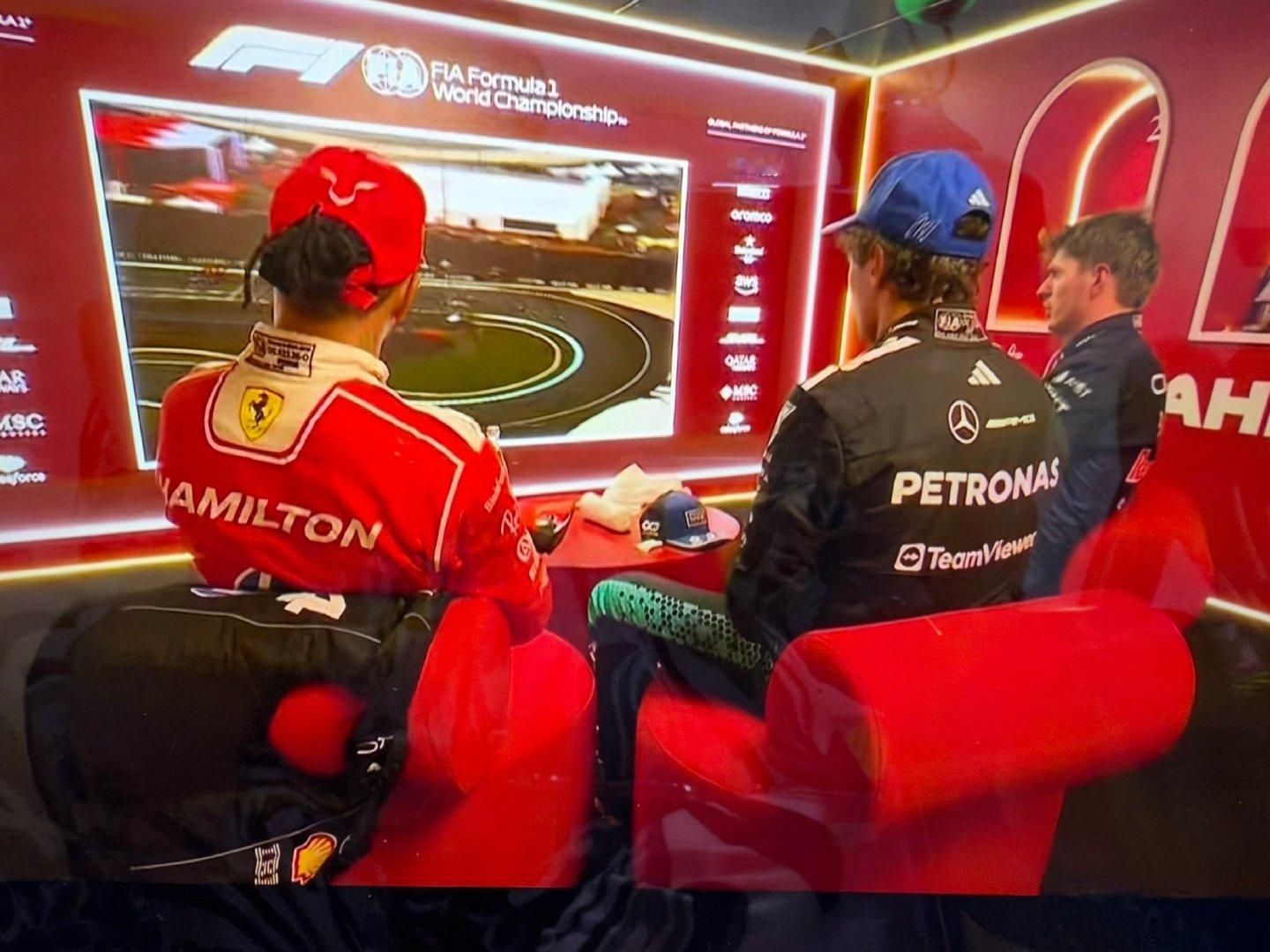 我觉得这个沙发有点反Kimi Antonelli ​