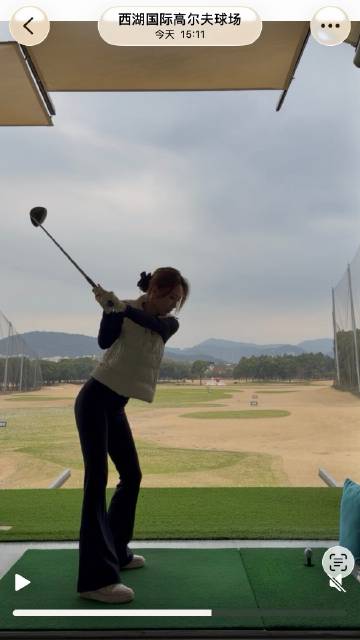 哈哈哈哈哈哈哈教练看到这个姿势要吐血的地步啊哈哈哈哈哈哈哈哈哈哈嘎嘎