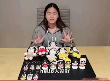 全红婵最新视频，瘦了好多已经长成一个亭亭玉立的大姑娘了。万家乐的眼光是...