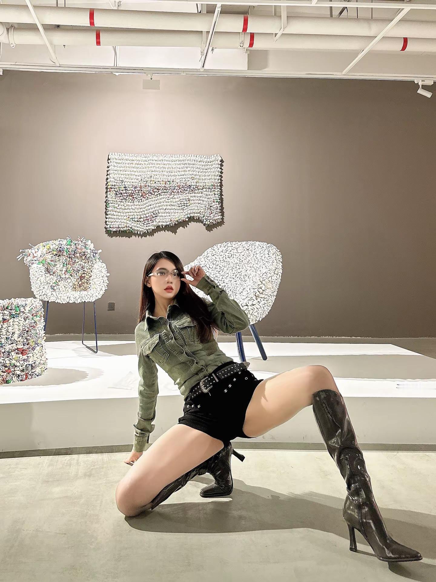 有被这组展装帅到！！！🪐。