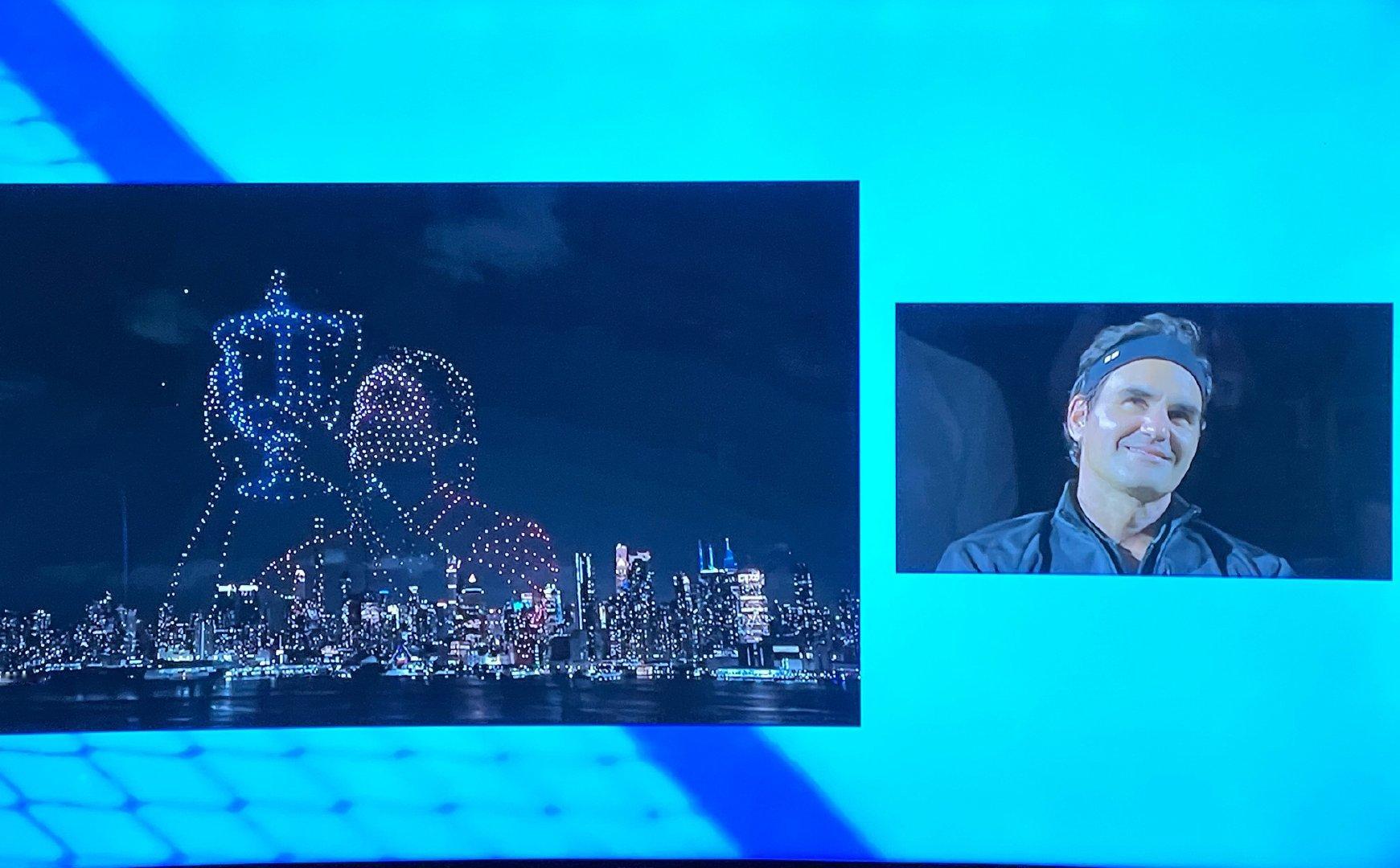 美网在用无人机致敬Roger。👏🏻 ​