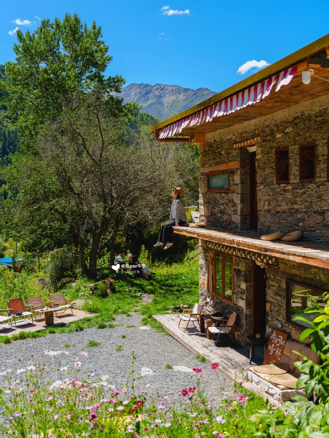 在四姑娘山🏔️喝到了雪山下的gogo coffee☕