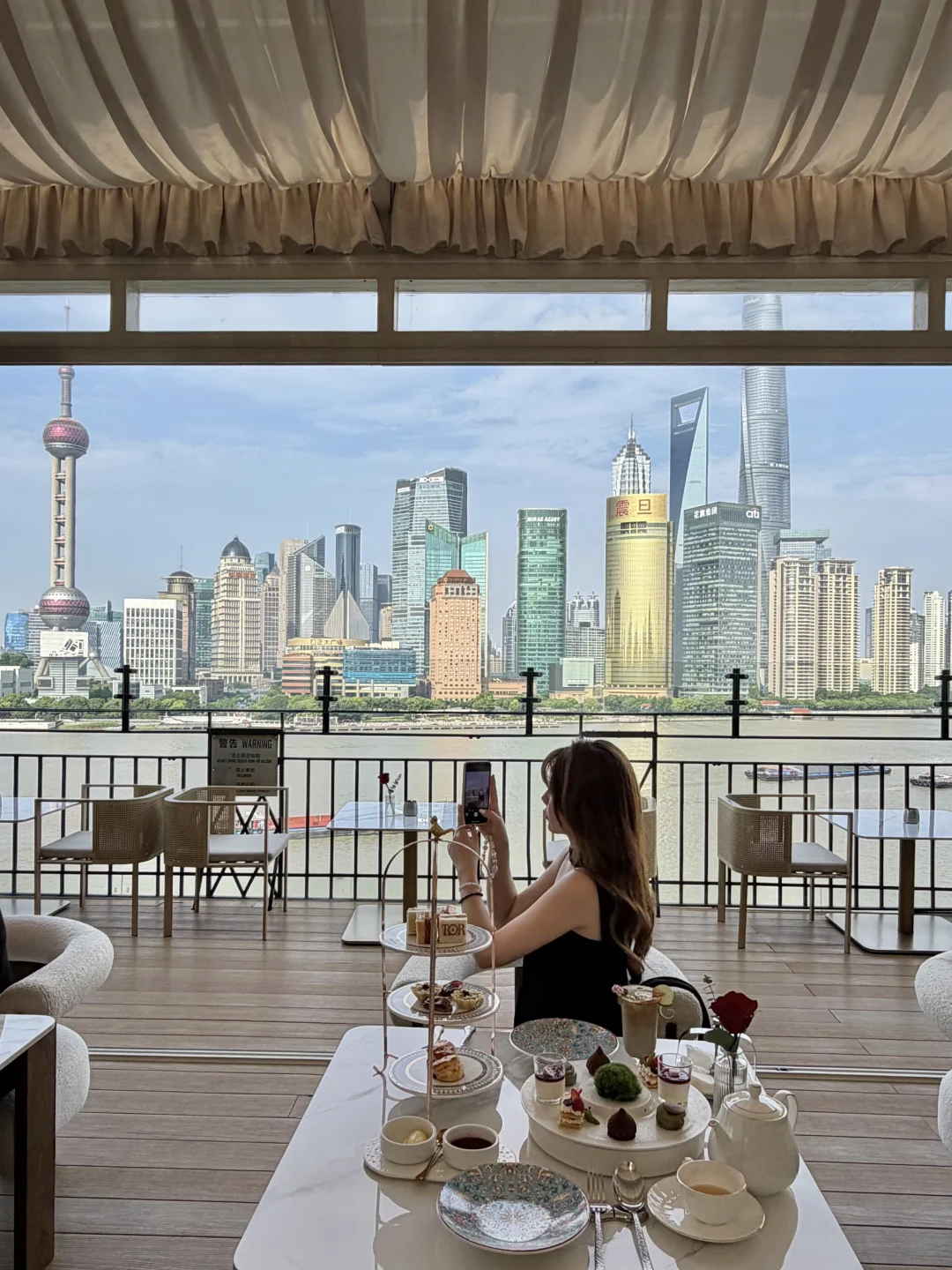 上海外滩✨小说里的A市在此刻具像化了……