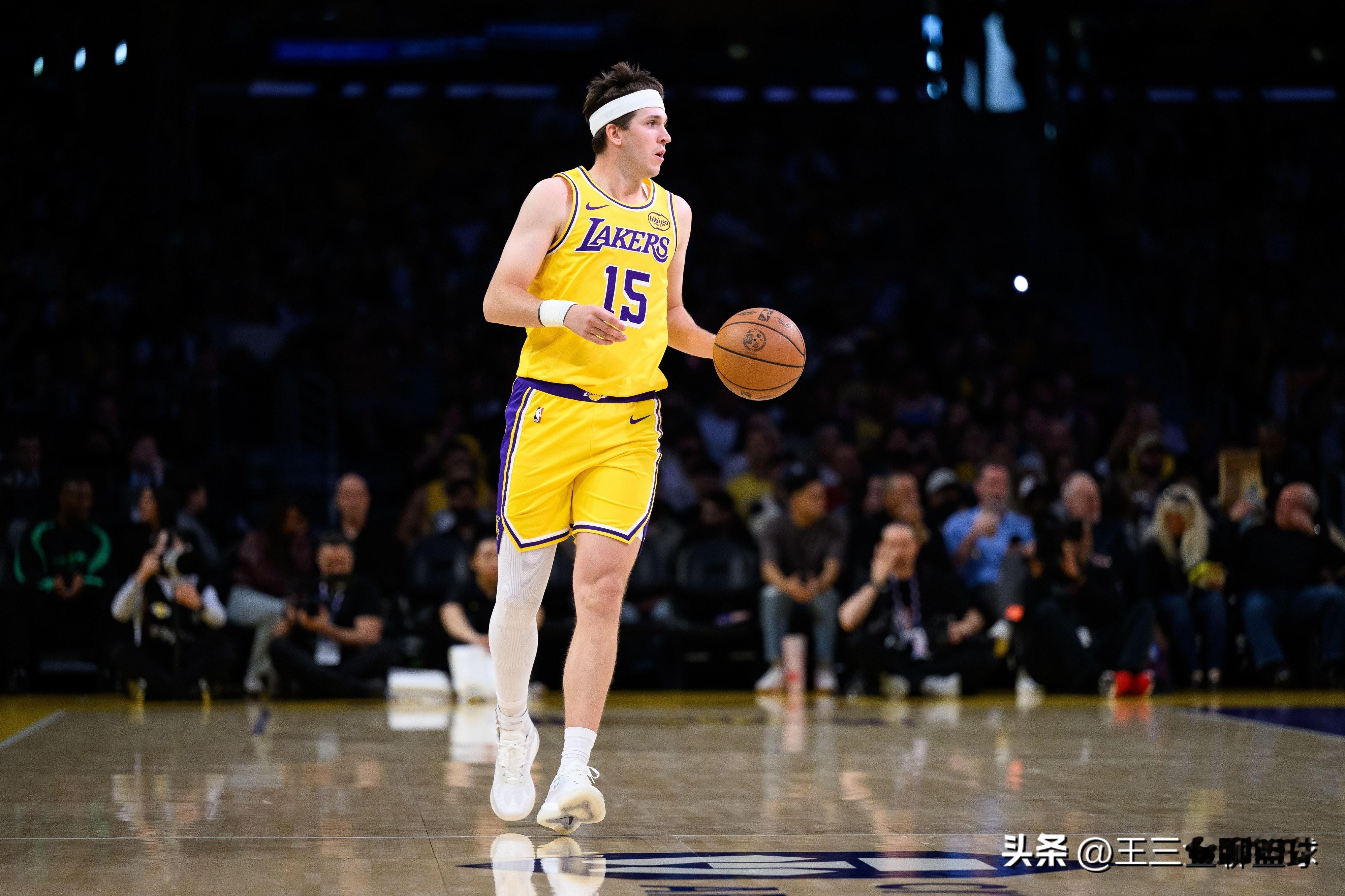 火线复出！里夫斯替补登场，湖人G5晋级稳了？ 等了整整 9 场，湖人的...