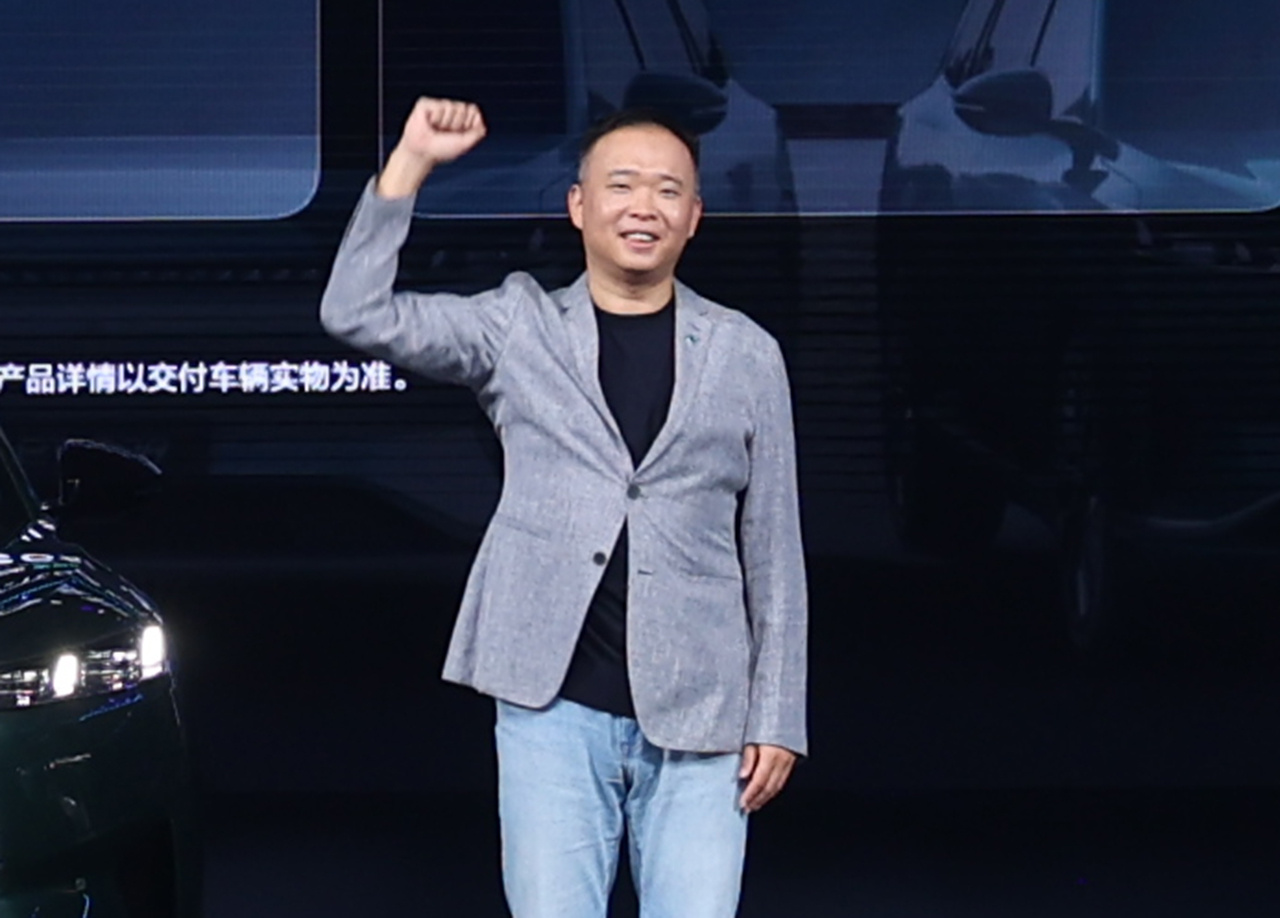 近日，神龙汽车营销管理团队再添新力量。东风营销干将余岳峰加入东风标致雪...