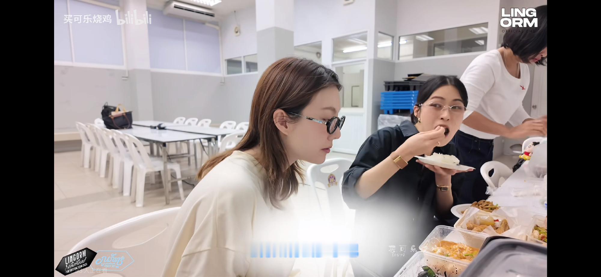 这就是上次挂邝妈大V的野⃟路⃟子⃟“厨子”。今天来说说这位所谓的“厨⃟...