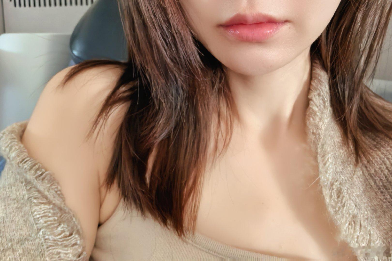华为Mate90拍人好嫩啊 ​