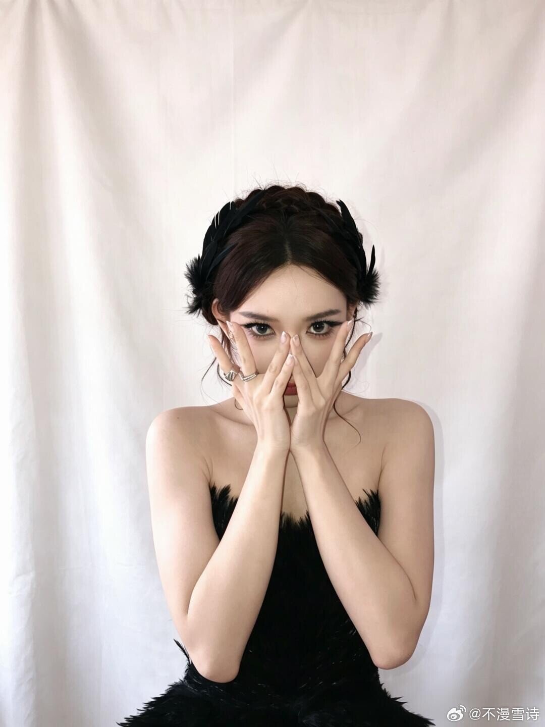 𝗪𝗲𝗖𝗵𝗮𝘁｜程潇｜明星头像分享｜甜妹头像｜女明星系列 ​