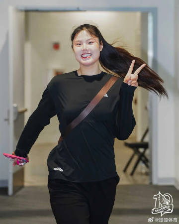 WNBA常规赛，达拉斯飞翼客场76-87不敌芝加哥天空遭遇两连败。<b...