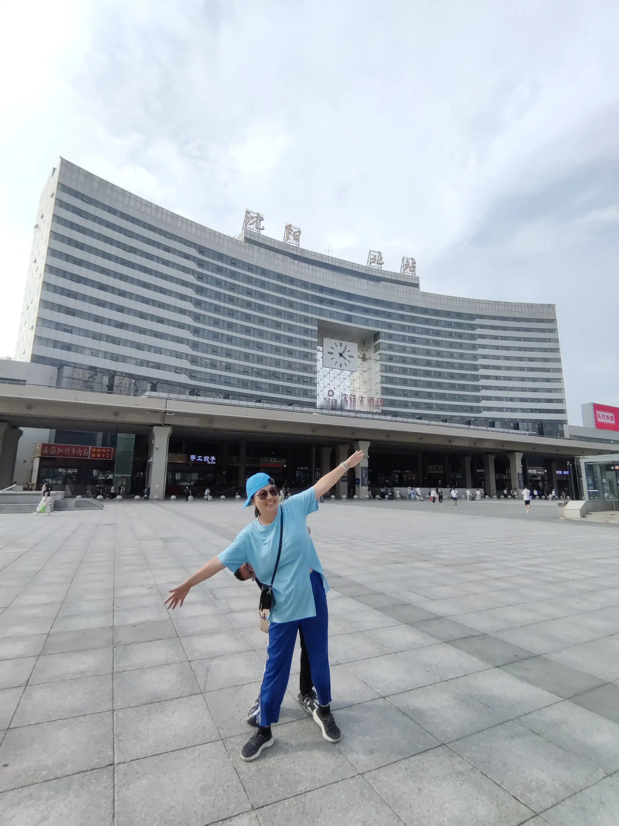 您知道什么叫无效沟通吗？ 有三个典型信号： 1、人身攻击，说事变成骂人...