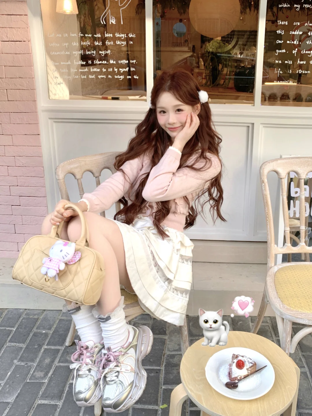 🤍ྀི⁃ ⩊ ⁃   不几岛 偶的身材很曼妙