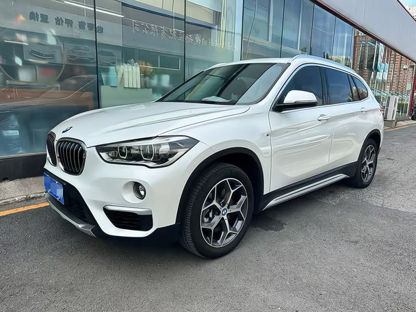 宝马X1 2.0T尊享 19年 六万公里实表一手车原车漆精品！#宝马X1 #宝马 #每日推荐好车