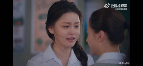 学生时期装扮的tan还挺好的 怎么女强人时期像李湘了<span cla...