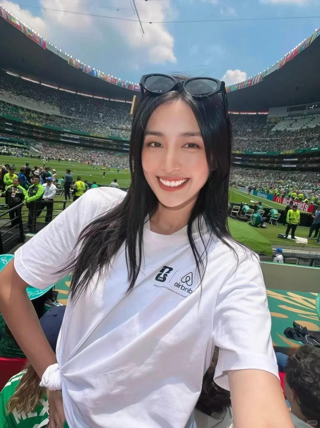全网刷屏的世界杯神颜球迷原来是女足赵丽娜