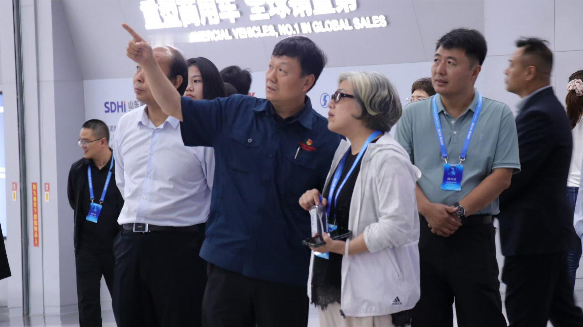 #科创中国智汇高新#智造引领，驱动未来。走进山东重工未来科技馆，领略全球工业装备前沿科技。聚焦动力系统、商用车核心板块，以技术攻关与全球化布局，彰显国企担当，挺起先进制造业硬核脊梁。 ​#科创山东正在强势崛起##科创中国智汇齐鲁# ​