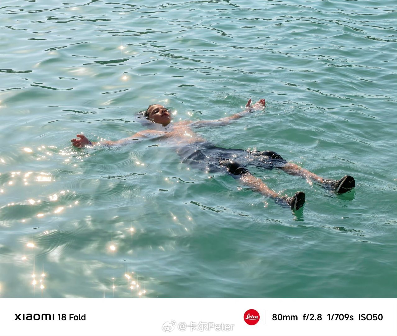 小米18fold徕卡Summilux三摄影像，主摄光圈F1.7，长焦光圈F2.8，17mm超广角，潜望长焦等效光变3.5X ​

实拍怎么样？ ​